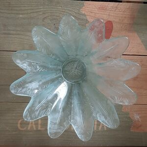 Decor Art Glass Bowl Sea Green Frosted Flower Dish 8½x2"